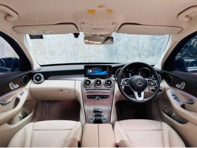 2019 Mercedes-Benz C220d Exclusive Facelift (W205) เพียง 50,000 กิโล รูปที่ 7
